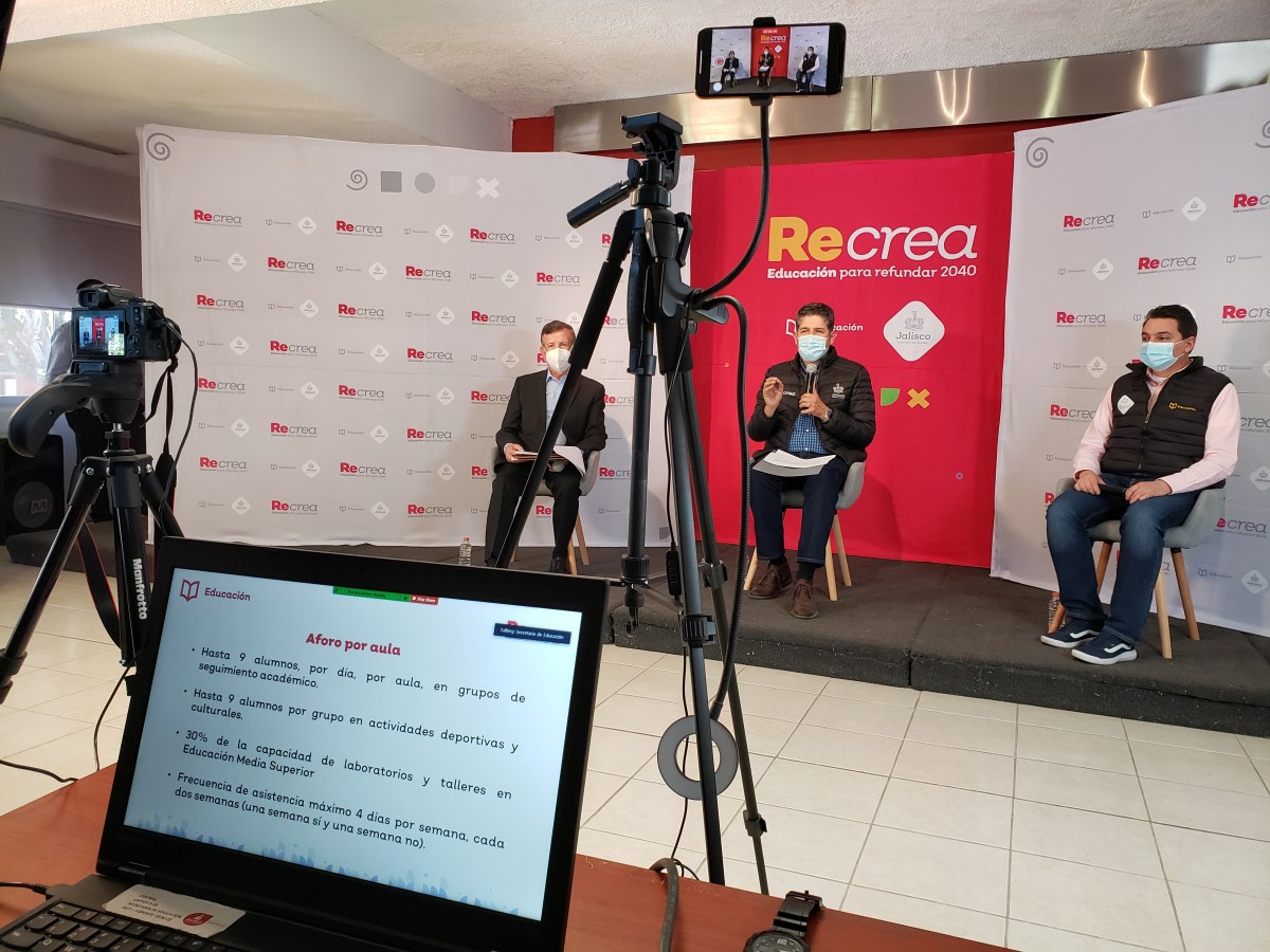 Sin regresar a clases, SE presenta estrategia para estudiantes que presentan dificultad con la educación a&nbsp;distancia